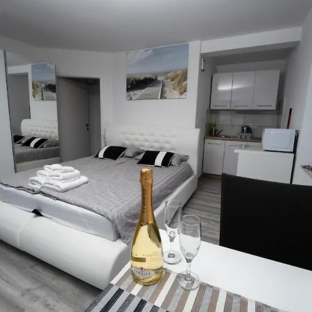 Bellevue Molet Apartments Koper Exterior photo