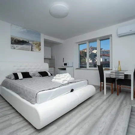 Bellevue Molet Apartments Koper Exterior photo